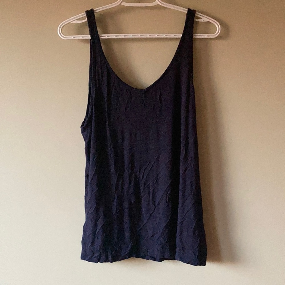 Super comfy navy blue top
